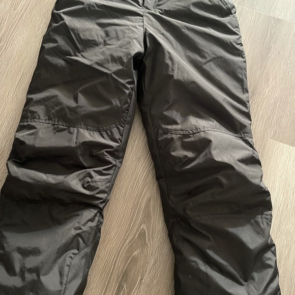 Size 12 Boys Snow Pants in mint condition10/10 - Picture 1 of 2